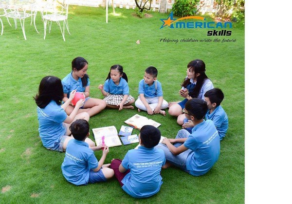 Dạy con kỹ năng xã hội