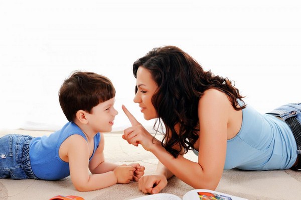 cách sửa nói ngọng cho con