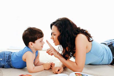 Phát triển ngôn ngữ thông qua trò chơi